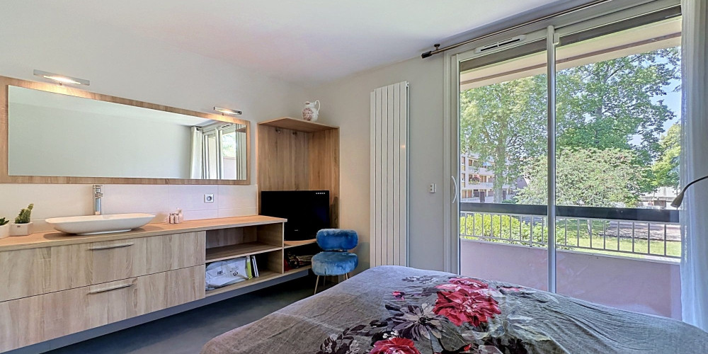 appartement à PAU (64000)