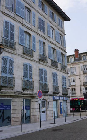 Local commercial  BAYONNE