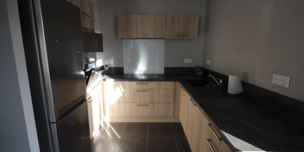 appartement à ARTIGUELOUVE (64230)