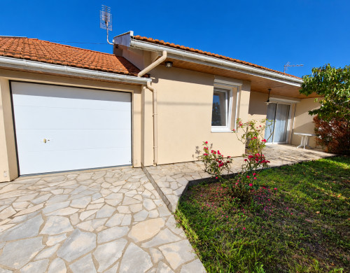 maison  ST PIERRE D IRUBE