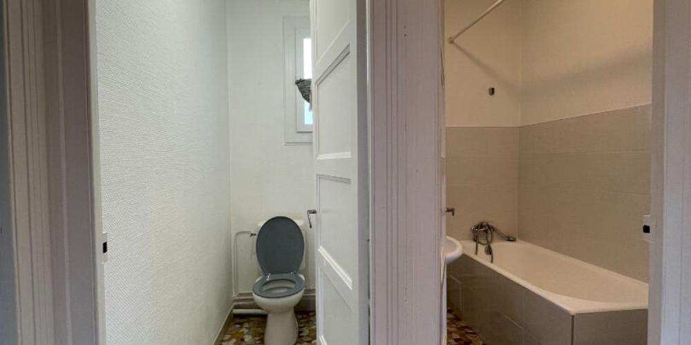 appartement à PAU (64000)