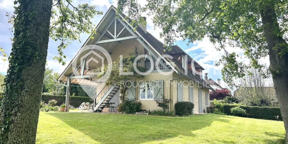 maison à PAU (64000)
