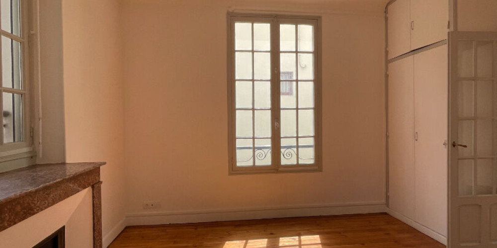 appartement à PAU (64000)