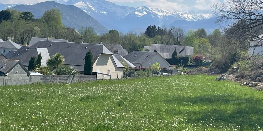 terrain à POUEYFERRE (65100)