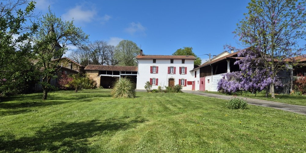 maison à CAMPISTROUS (65300)