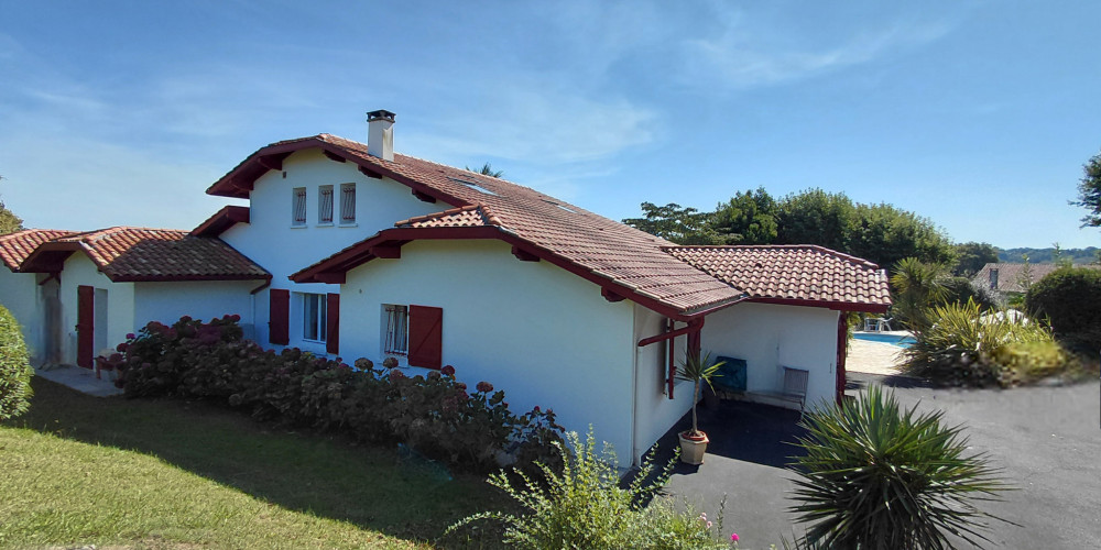 maison à BRISCOUS (64240)