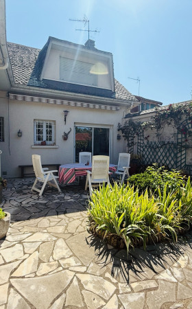 Maison  GELOS