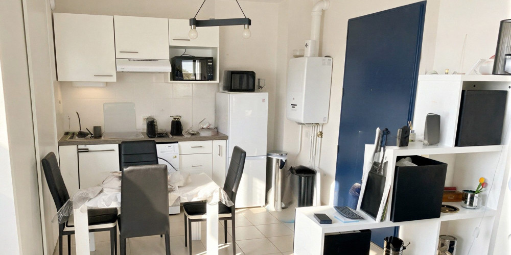 appartement à NAY (64800)
