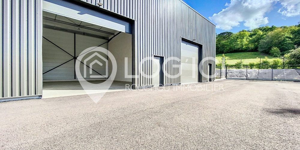 local commercial à MORLAAS (64160)