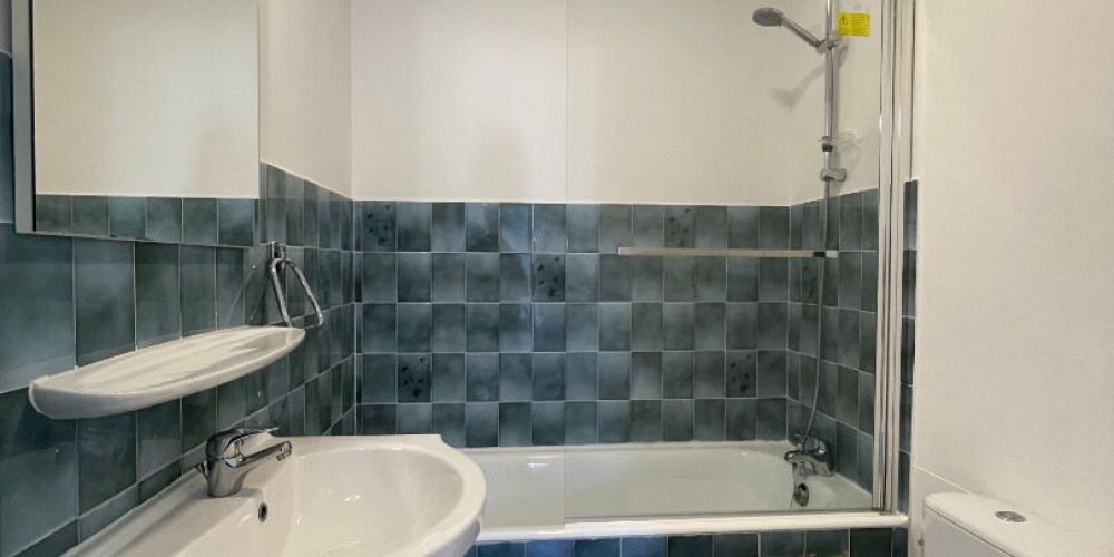appartement à PAU (64000)