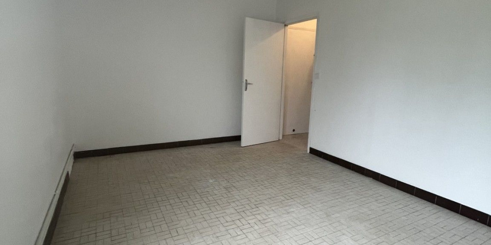 appartement à SAULT DE NAVAILLES (64300)