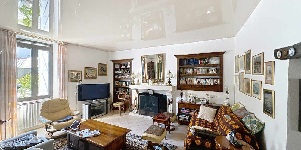 maison à ORLEIX (65800)