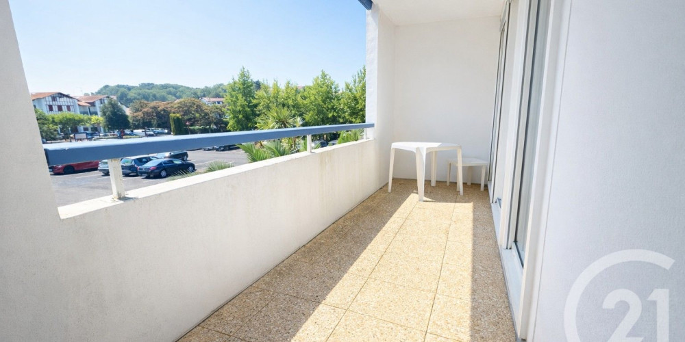 appartement à URRUGNE (64122)
