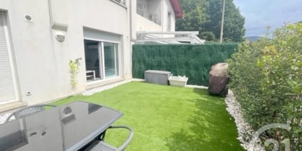 appartement à URRUGNE (64122)