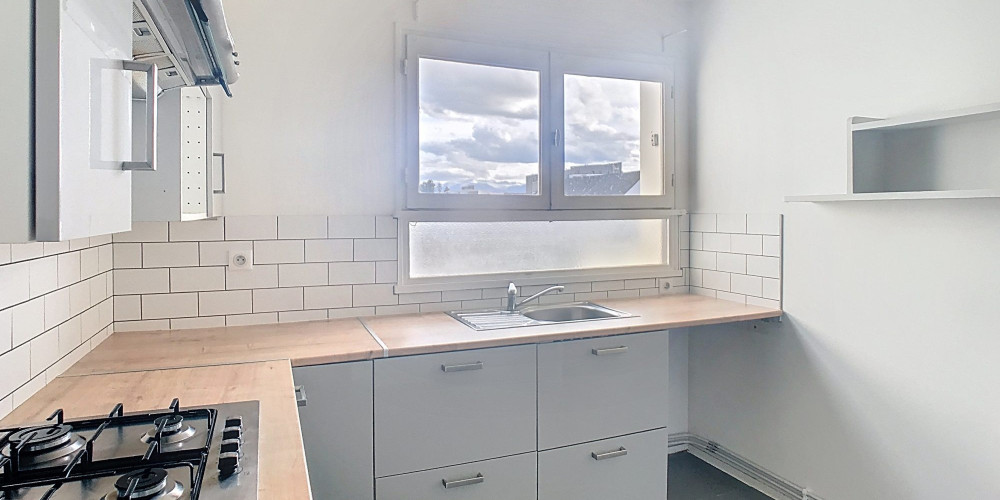 appartement à PAU (64000)