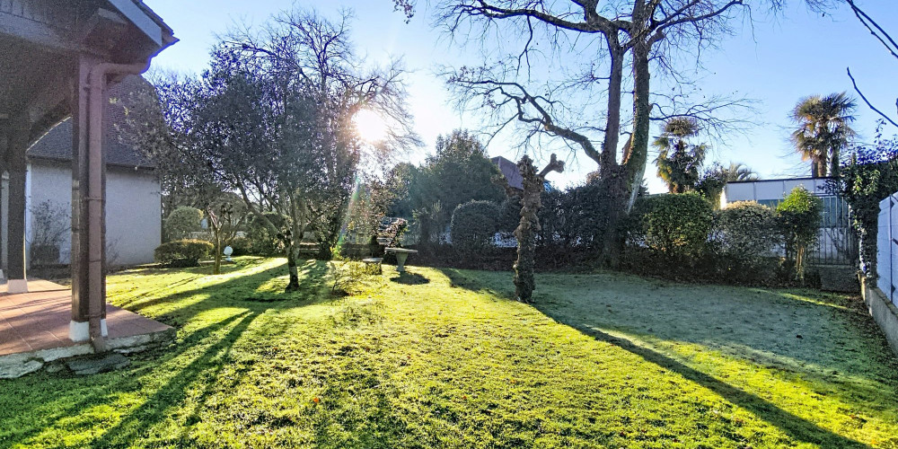 maison à PAU (64000)