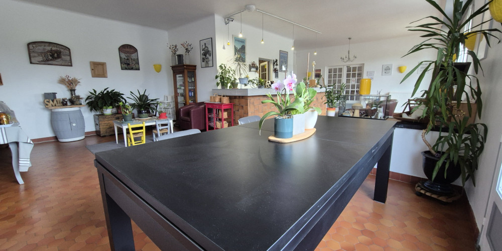 fond de commerce à LAMARQUE PONTACQ (65380)