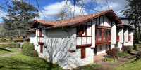 appartement à UHART CIZE (64220)