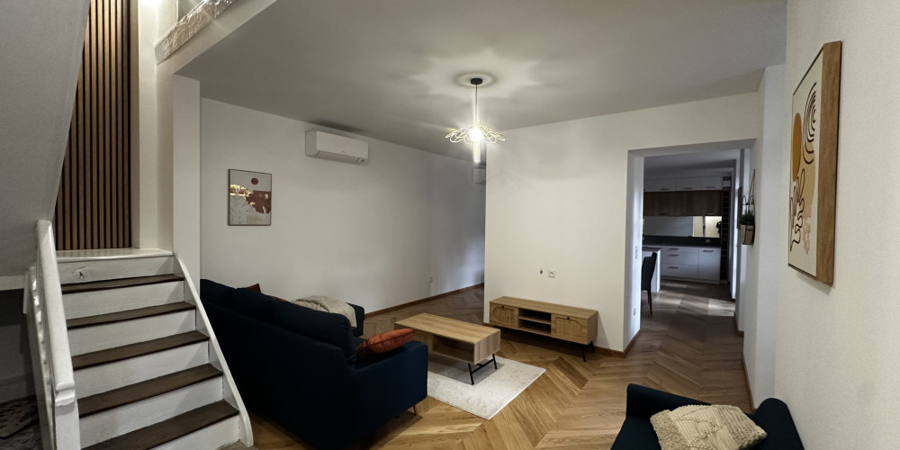 maison à PAU (64000)