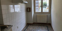 appartement à NAY (64800)