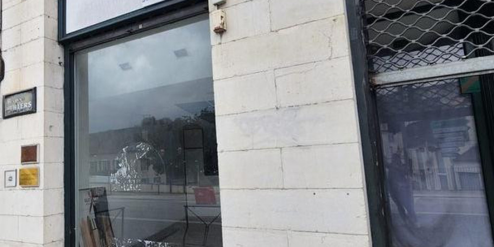 local commercial à OLORON STE MARIE (64400)