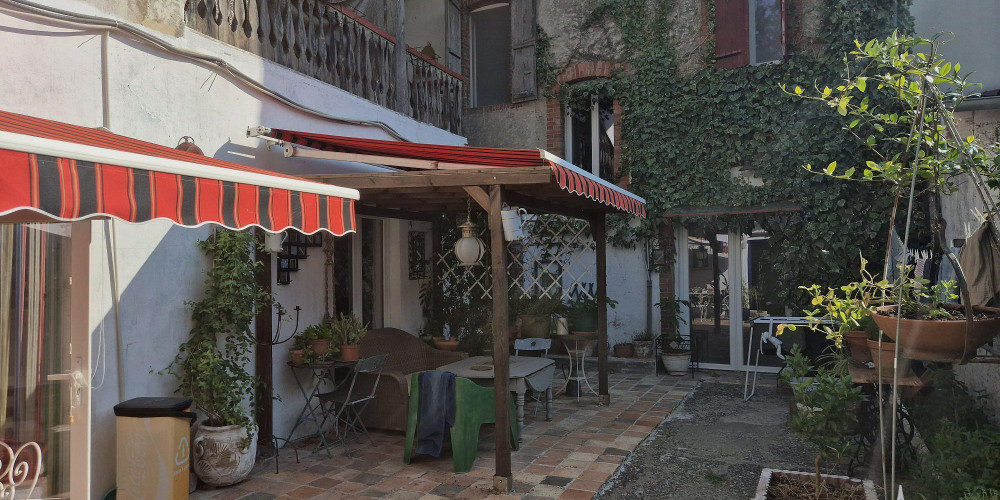 maison à BELLOCQ (64270)