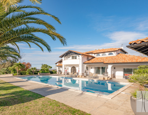 maison  URRUGNE