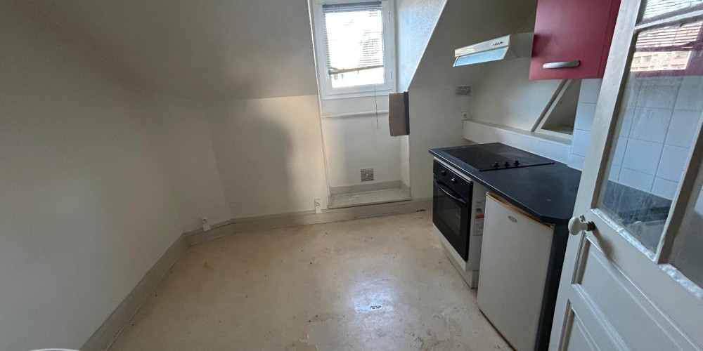 appartement à PAU (64000)