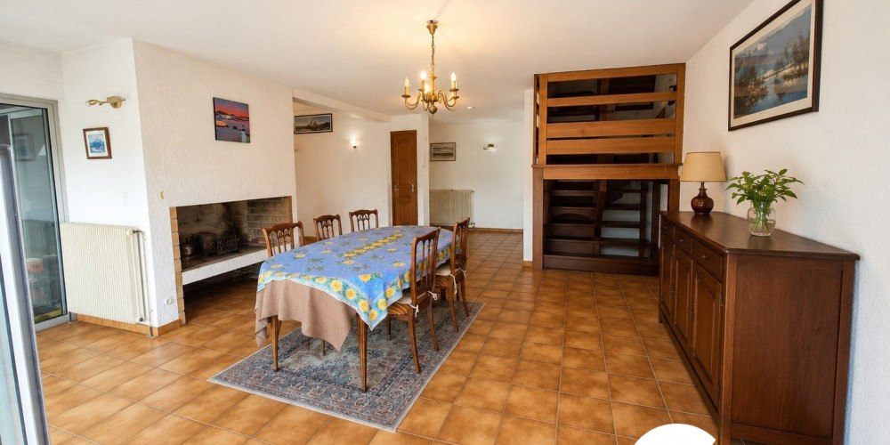 maison à JURANCON (64110)