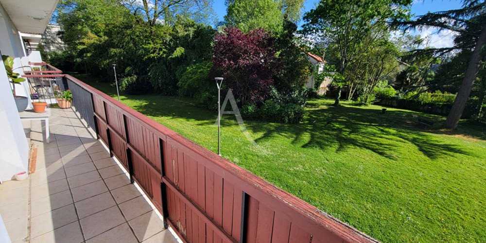 appartement à PAU (64000)