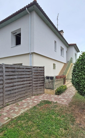 Appartement  LONS