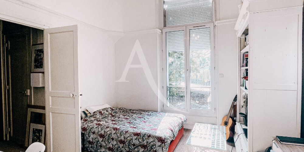 appartement à PAU (64000)