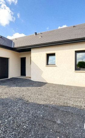 Maison  ADE