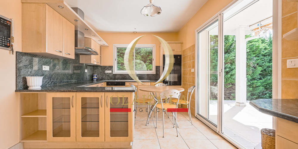 maison à URRUGNE (64122)