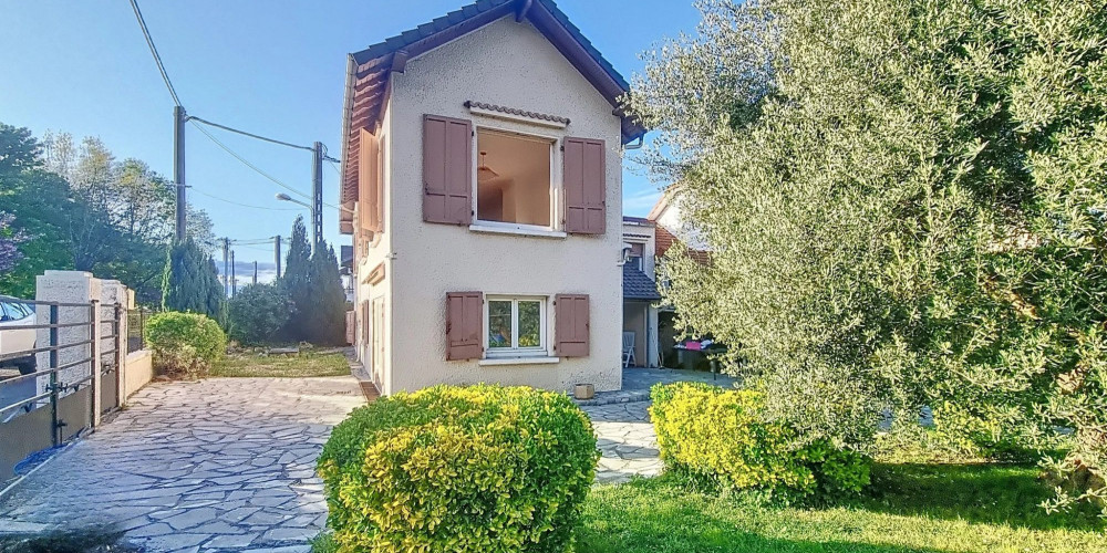 maison à JURANCON (64110)