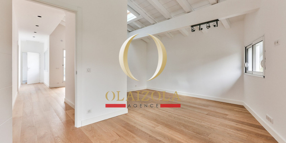 immeuble à ASCAIN (64310)