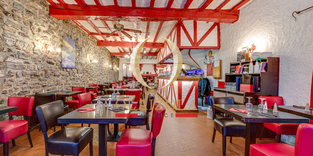 fond de commerce à ST JEAN DE LUZ (64500)