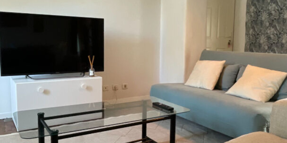 appartement à PAU (64000)