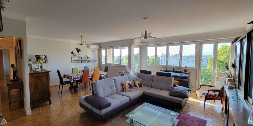 appartement à PAU (64000)