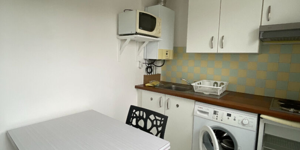 appartement à PAU (64000)