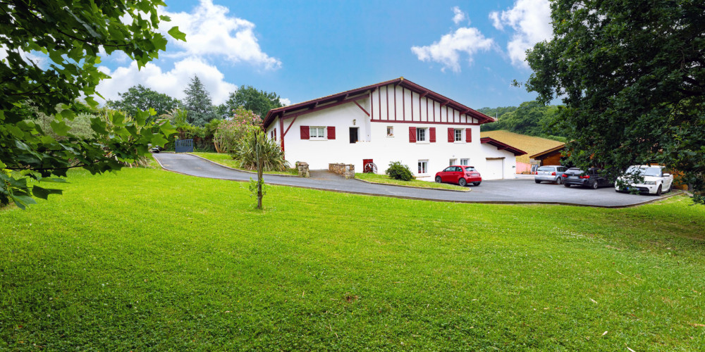 maison à URRUGNE (64122)