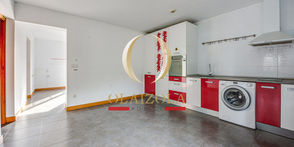 appartement à SARE (64310)