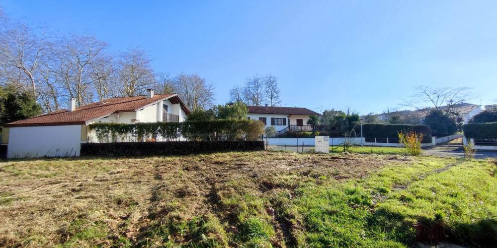 terrain à BAYONNE (64100)