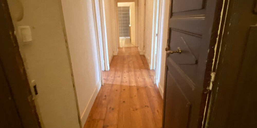 appartement à PAU (64000)