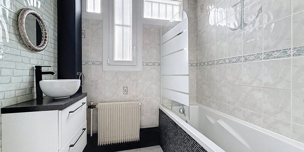 appartement à PAU (64000)