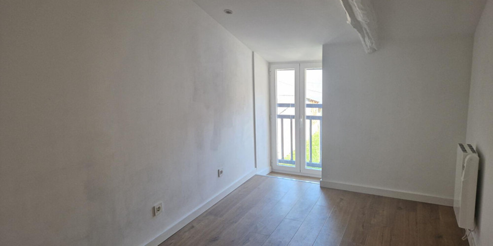 appartement à URRUGNE (64122)