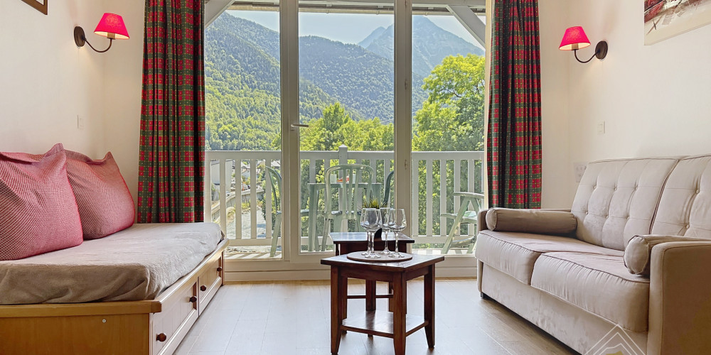 appartement à ST LARY SOULAN (65170)