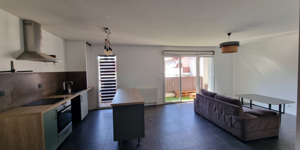 appartement à BASSUSSARRY (64200)