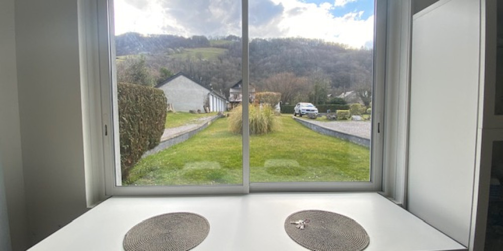 appartement à CAMPAN (65710)