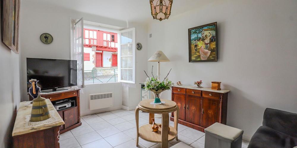 maison à AINHOA (64250)